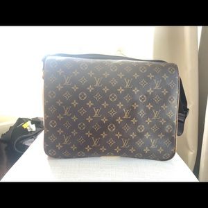 Louis Vuitton Absesses Messenger Bag